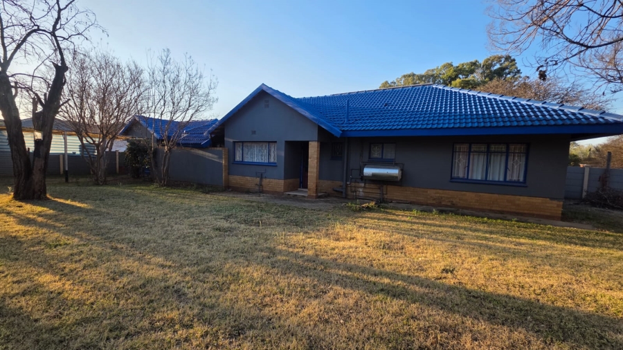 4 Bedroom Property for Sale in Songloed North West